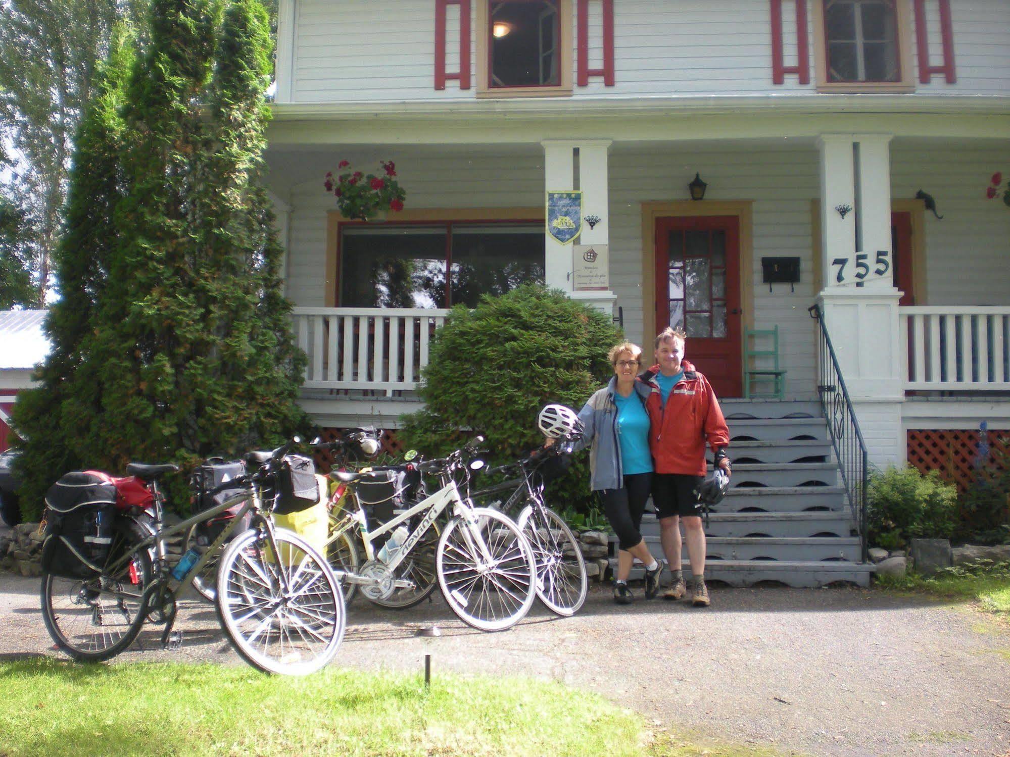 Almatoit Bed & Breakfast Exterior photo